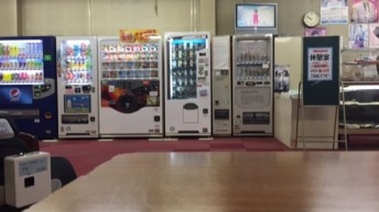 レトロな温泉&食堂