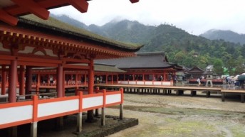 厳島神社