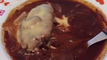 デミグラチーズハンバーグ