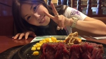 肉食べに来た。