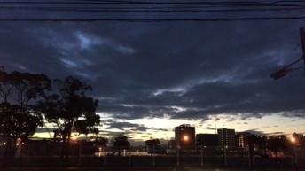 夜明け前