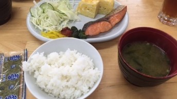 朝飯