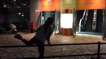 柵越え