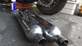 マフラー交換