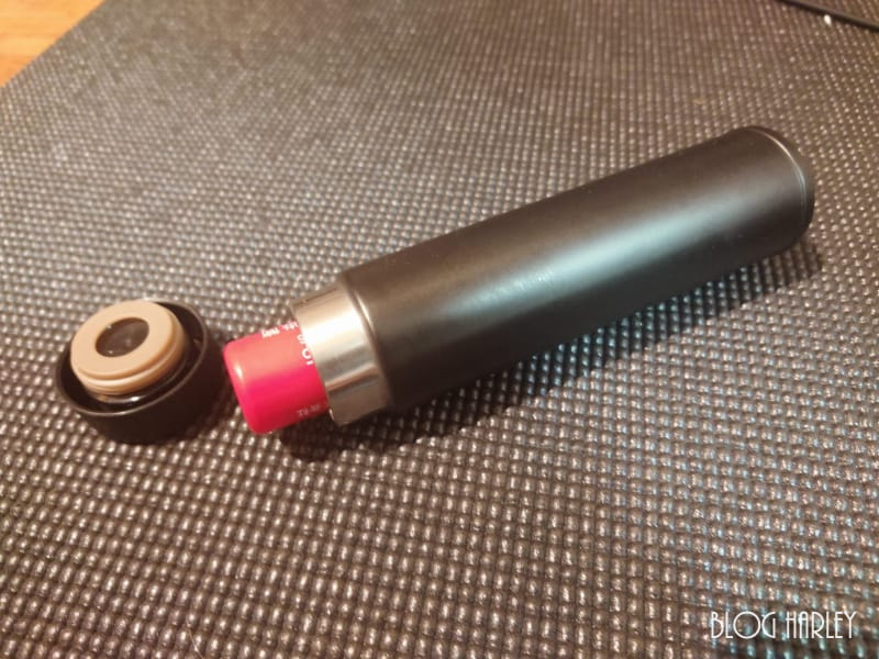 サーモスに発煙筒