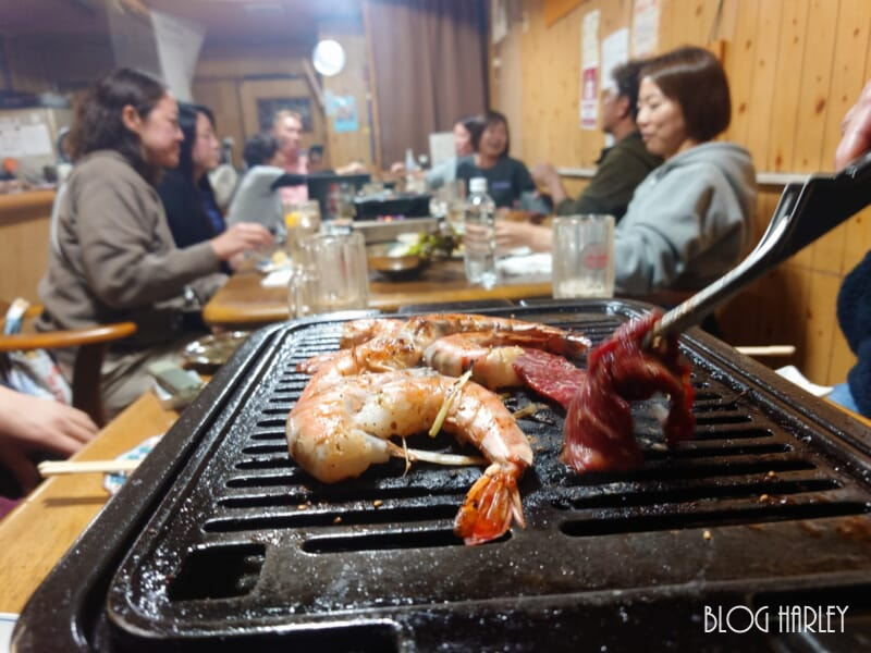 焼肉コモ