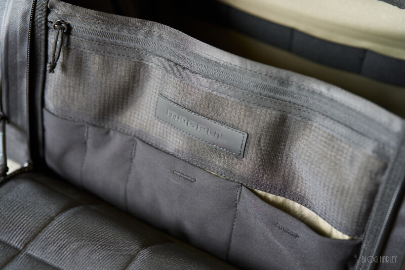 MAGPUL RANGE BAG 内部