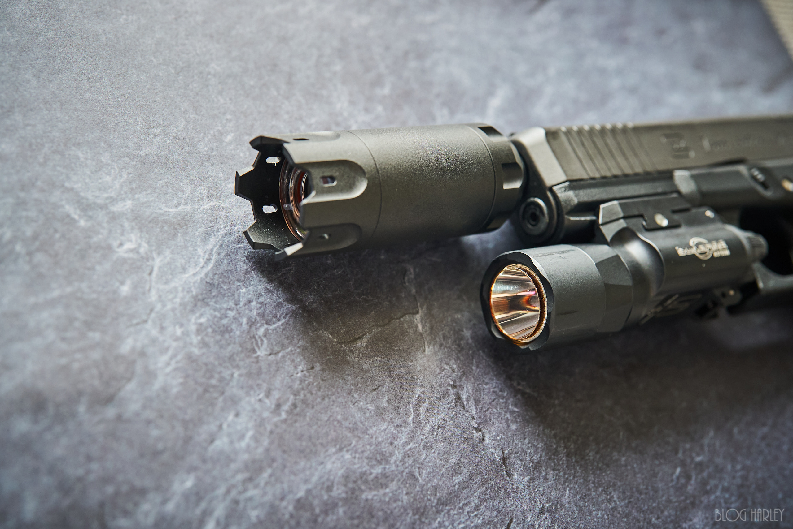 グロック徹底解説 G17/G19の違いからカスタムパーツの選び方まで