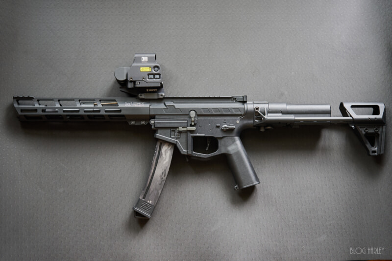 C.A.T. Versatile-8 SMG + EOTECH HWS EXPS3-0