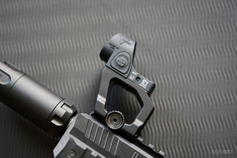 Trijicon SRO on HK45 CARBINKIT