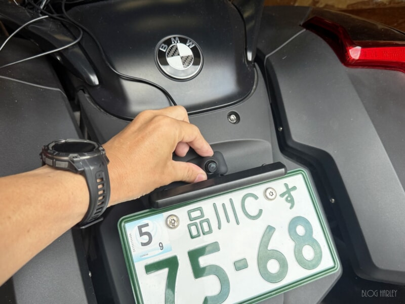 BMW K1600B バックカメラ取付位置