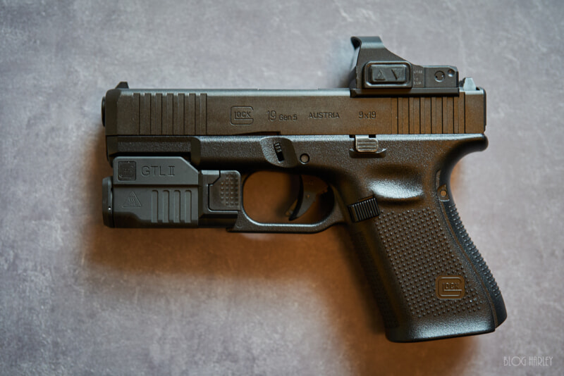 GLOCK 純正 GTL2 タクティカルライト